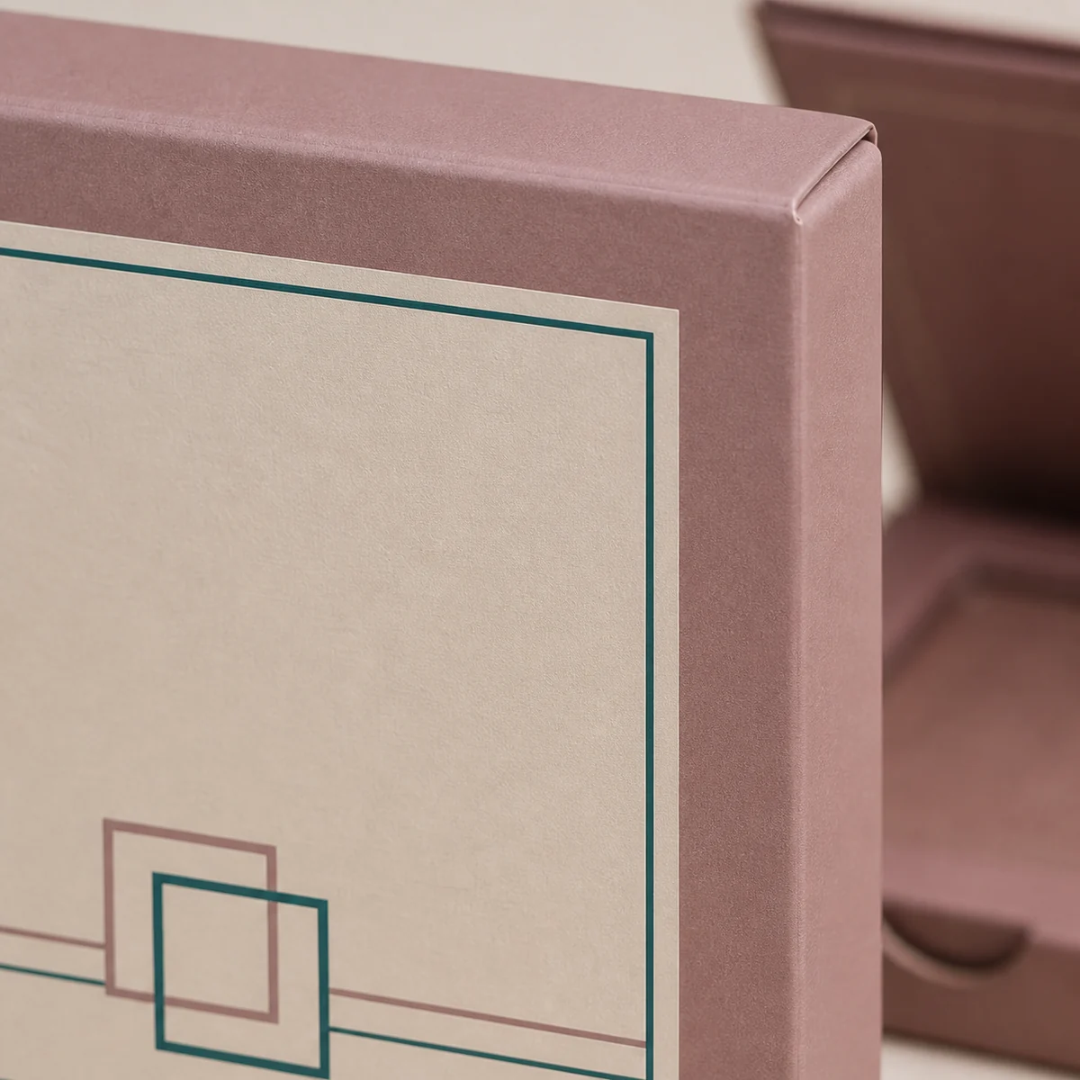 Close-up of custom eyeshadow box paper texture, print detail, and corner construction
