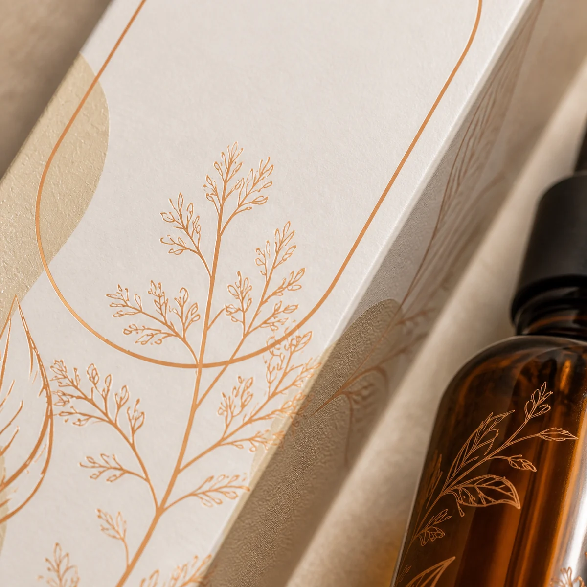 Close-up of custom facial oil box paper texture, print detail, and corner construction